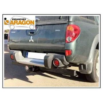 Фаркоп Aragon для Mitsubishi L200 (с пластиковым бампером) (2006-2010) № E4201BA