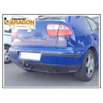 Фаркоп Aragon для Volkswagen Golf 4 хэтчбек 3дв., 5дв. (1998-2003) № E0402AA