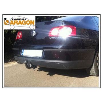 Фаркоп Aragon для Volkswagen Passat CC купе (2008-2011) № E6702DA