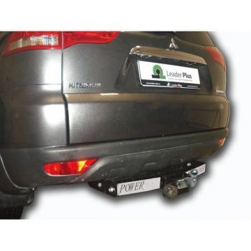 Фаркоп Лидер Плюс усиленный (с декоративной пластиной) для Mitsubishi Pajero Sport (2016-2020) № M115-F(N)